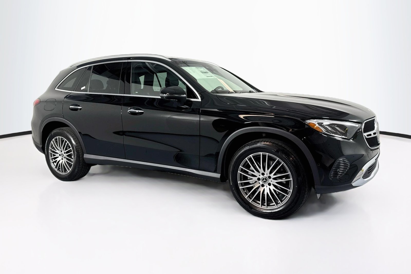 New 2027 Black Mercedes-Benz GLC 300 image 3