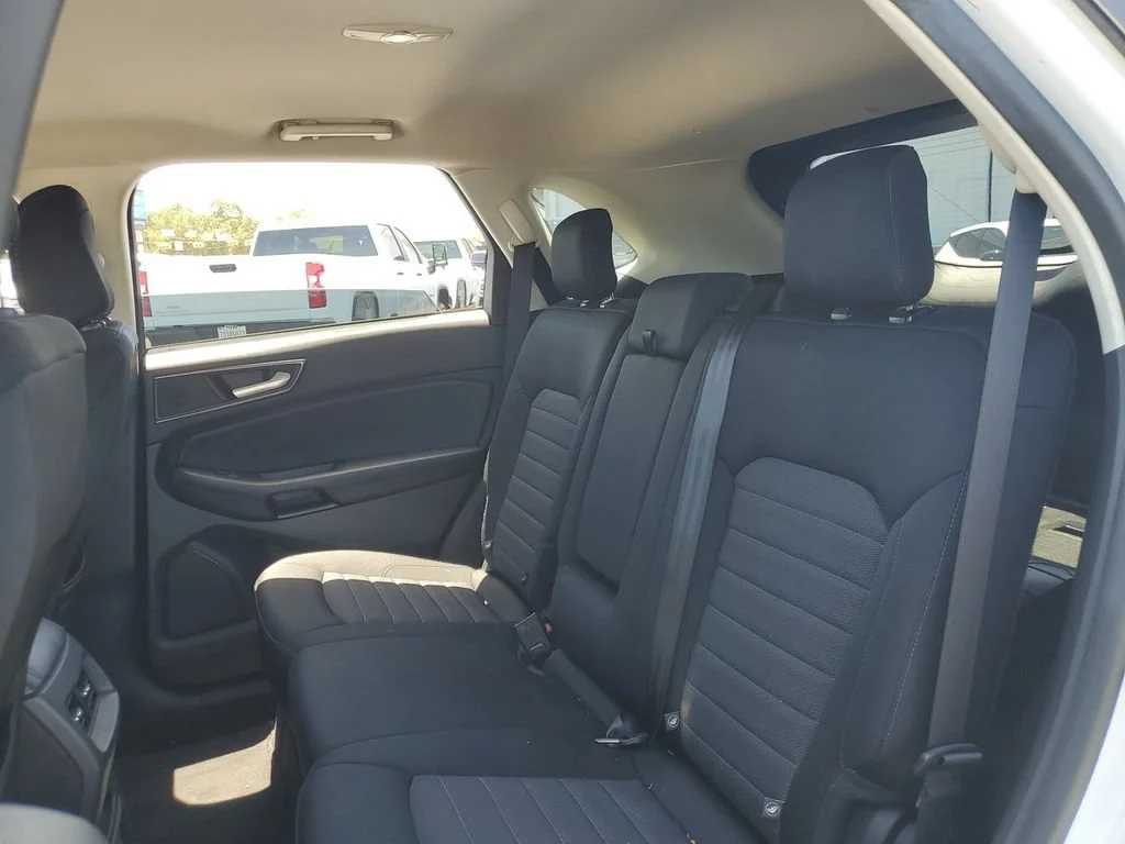 Used 2020 White Ford SE image 29