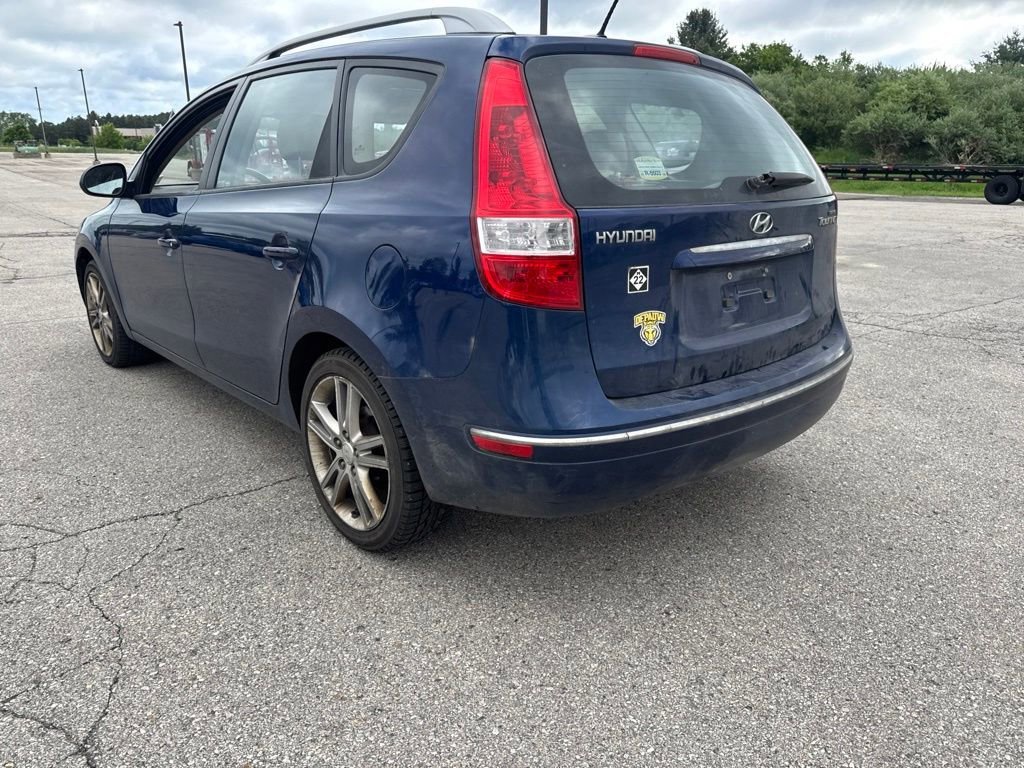 Used 2012  Hyundai SE image 22