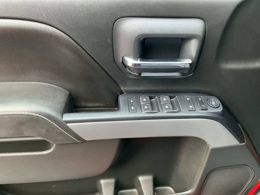 Used 2015 VICTORY RED Chevrolet LT image 10