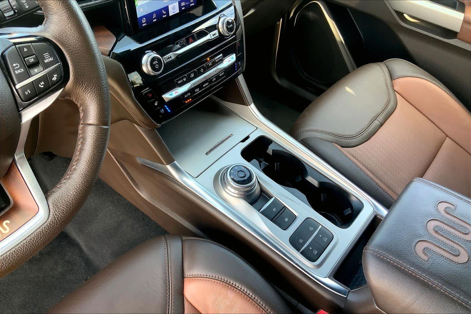 Used 2023 Iconic Silver Metallic Ford King Ranch image 33