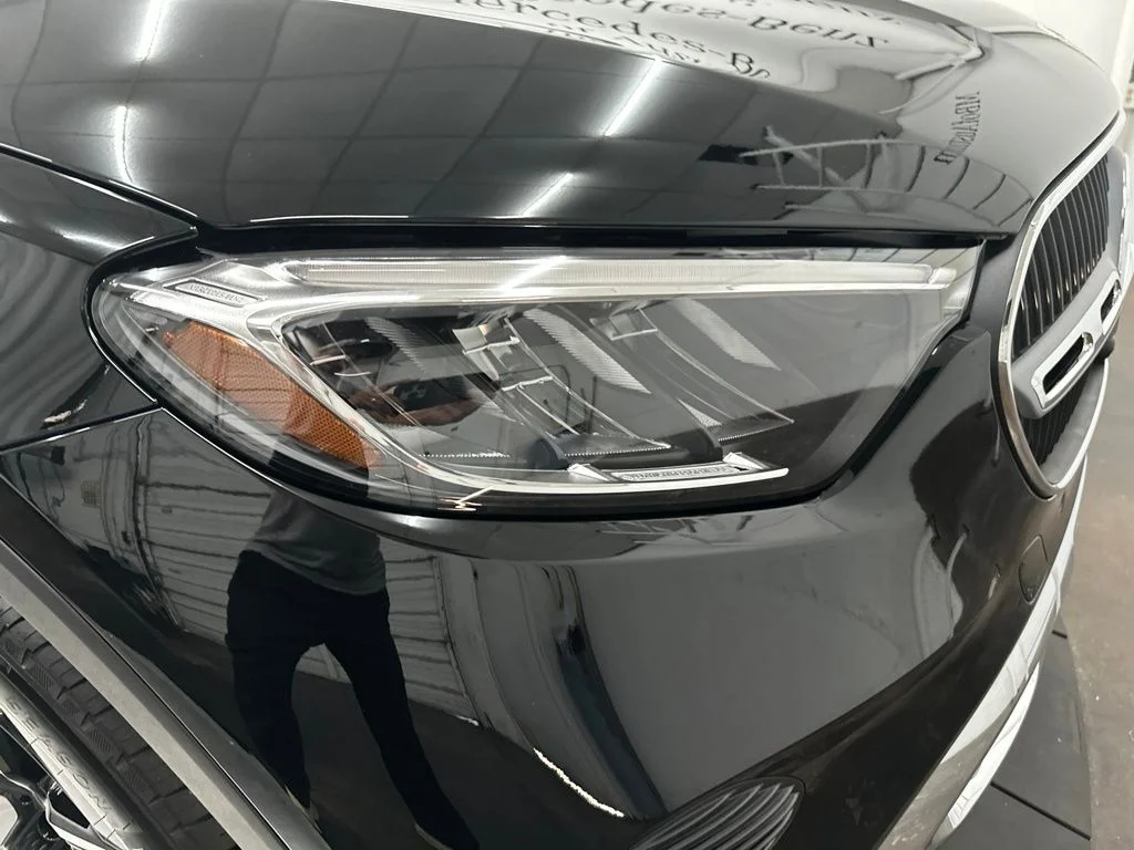 New 2027 Black Mercedes-Benz GLC 300 image 10