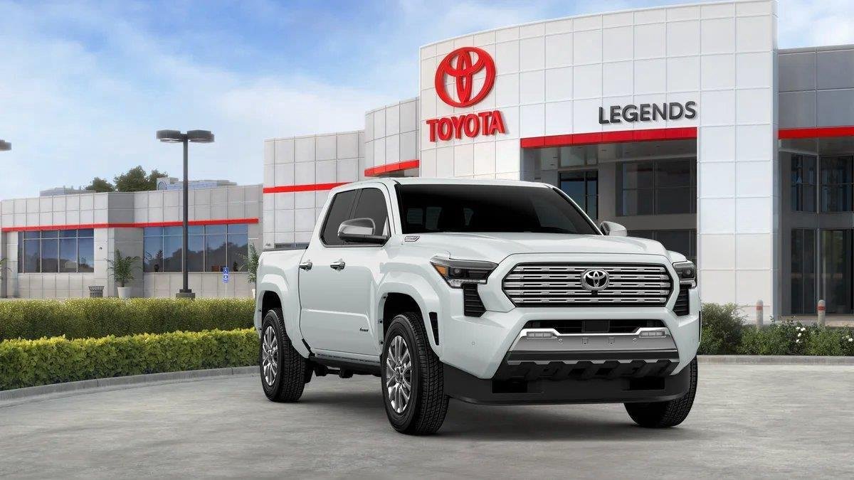 New 2026 Wind Chill Pearl <sup>1</sup> Toyota Tacoma Limited image 18