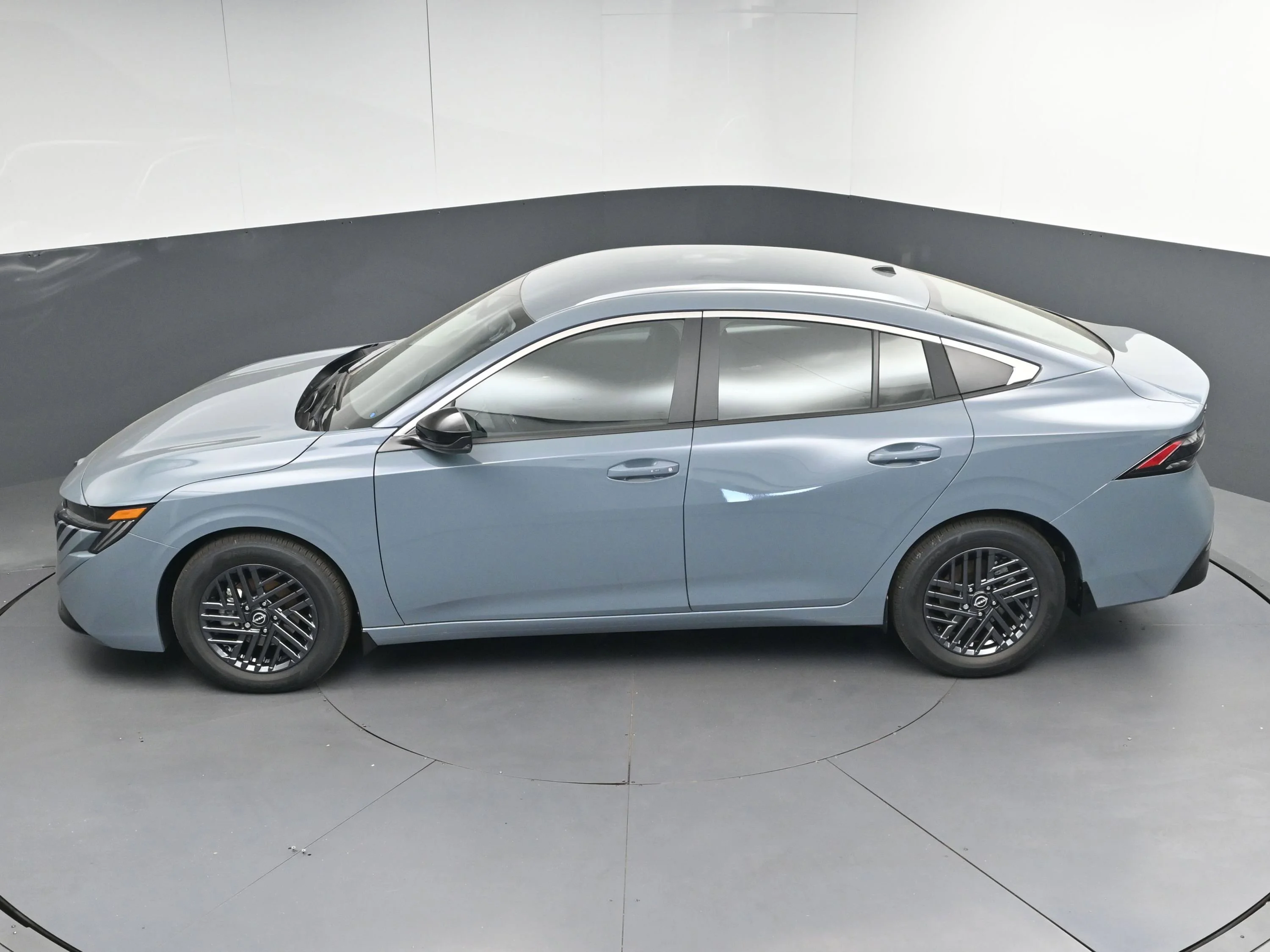 New 2026 Atlantic Gray Metallic Nissan SV image 34