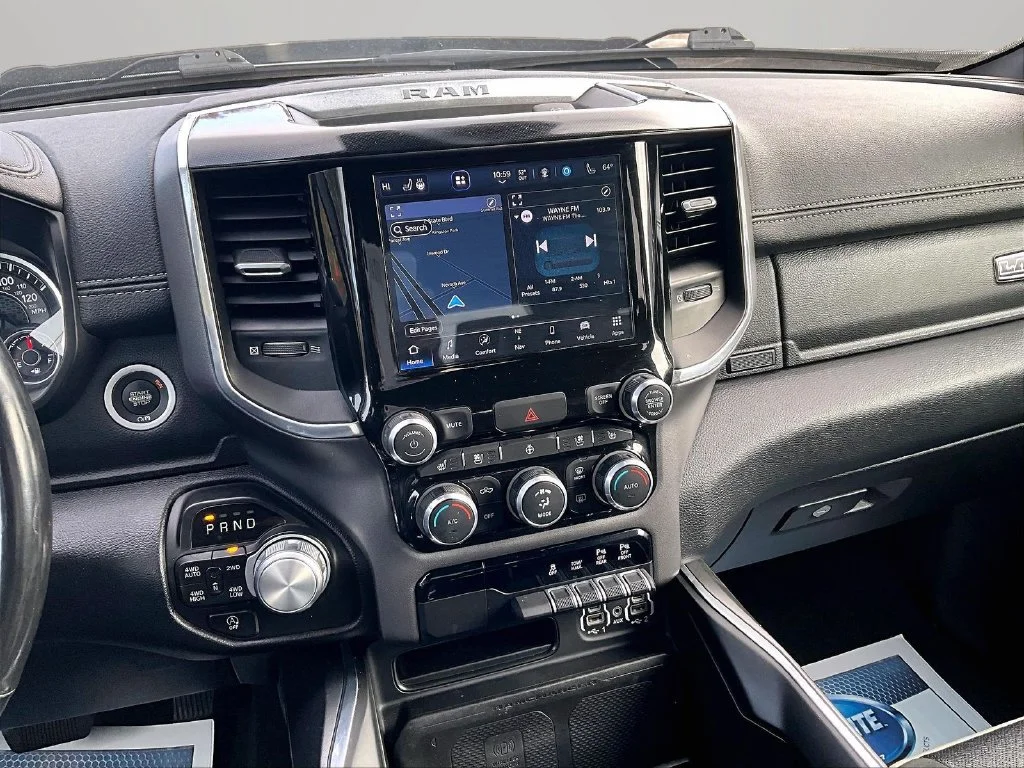 Used 2022 Silver Ram Laramie image 7
