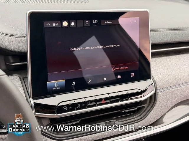 Used 2024 White Jeep Latitude image 21