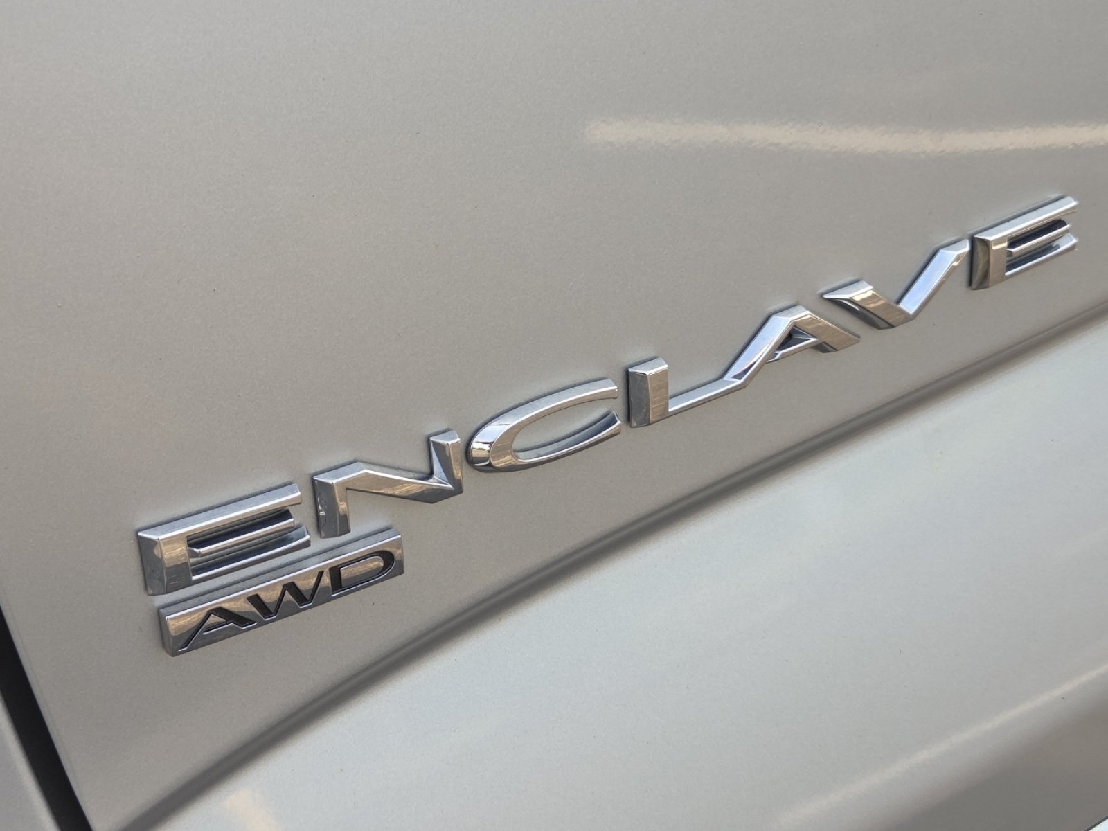 Used 2020 Quicksilver Metallic Buick Premium Group image 20