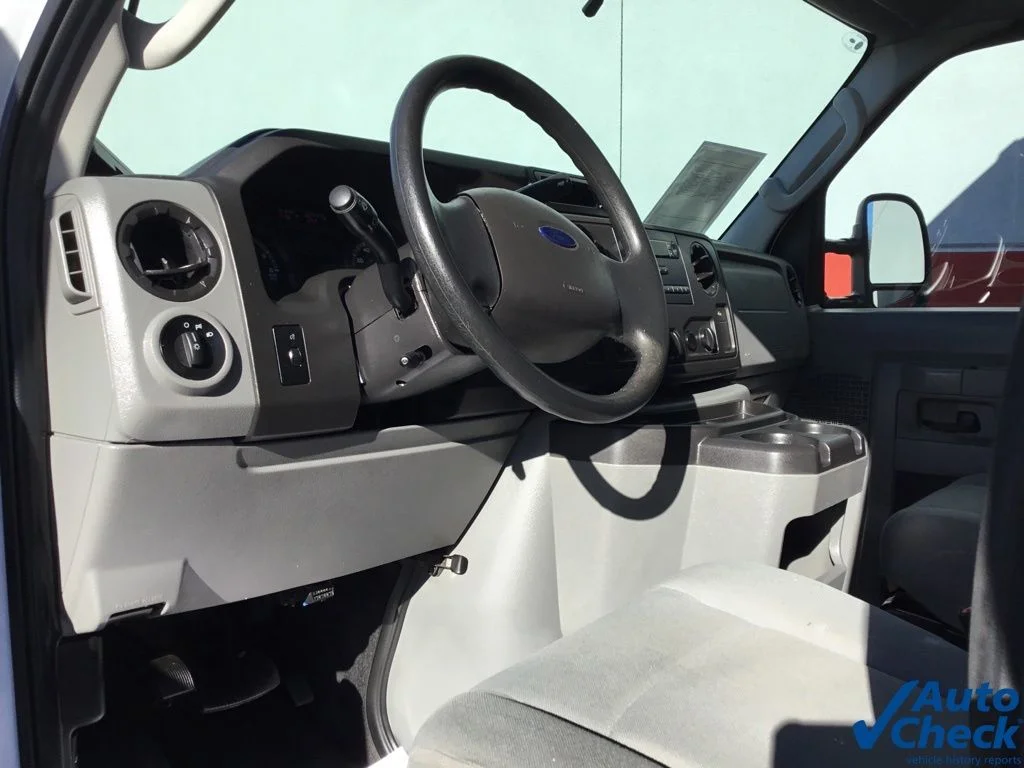 2016 Ford E-Series Cutaway Base - Photo 20