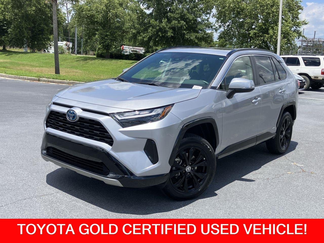 Used 2024 Silver (Silver Sky Metallic) Toyota Hybrid SE AWD image 1