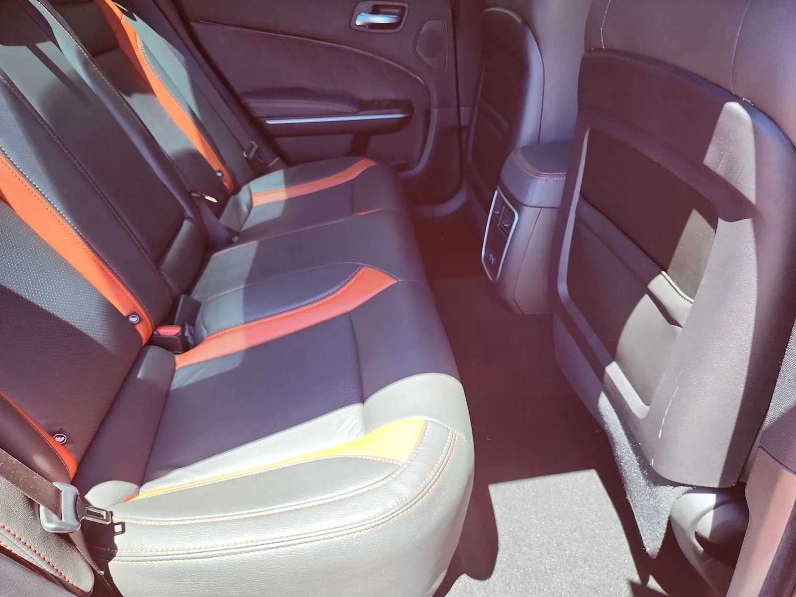 Used 2023 Go Mango Dodge Scat Pack Widebody image 17