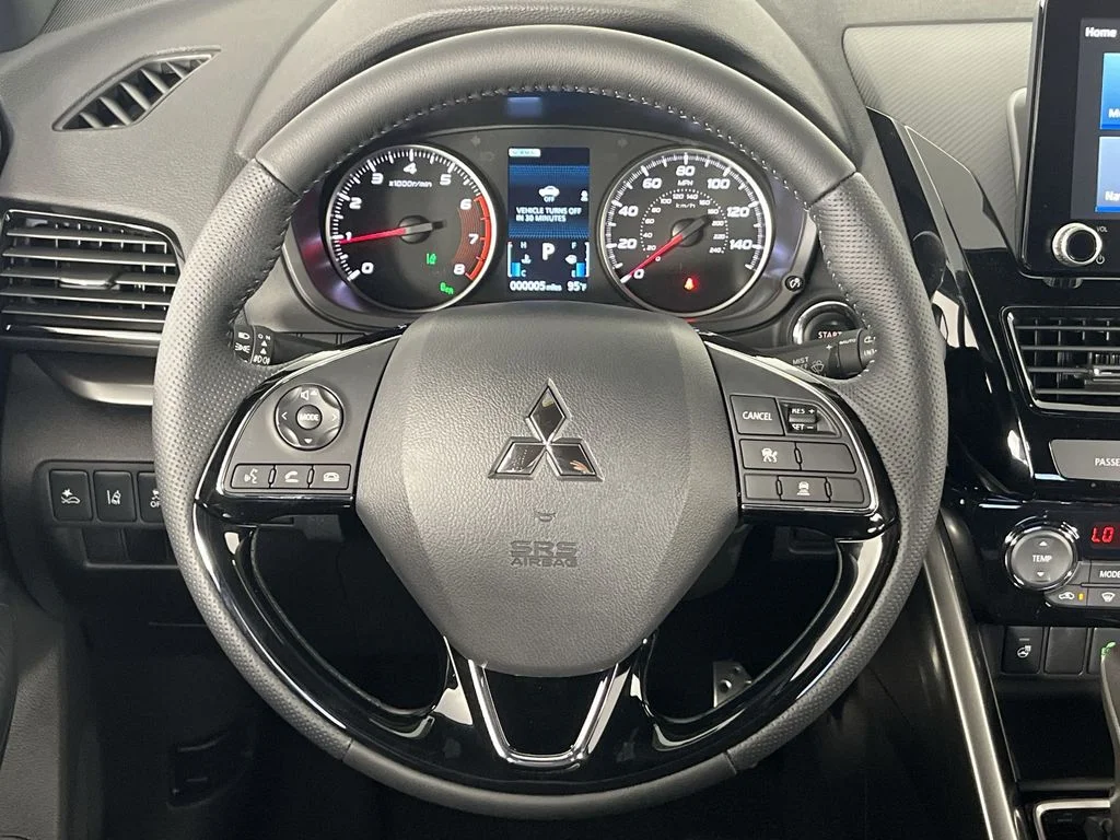 New 2025 White Mitsubishi BLACK EDITION 1.5T S-AWC image 15
