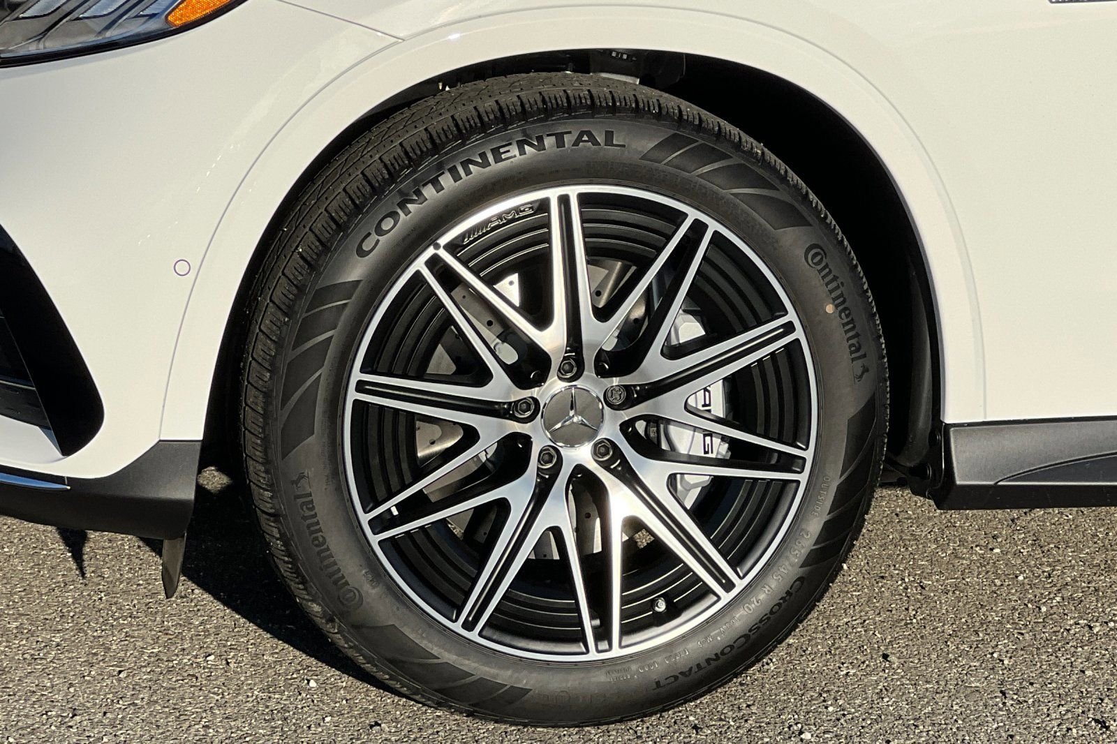 New 2026 Polar White Mercedes-Benz 43 AMG® image 11