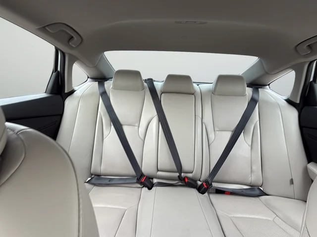 Used 2023 White Honda Touring image 28