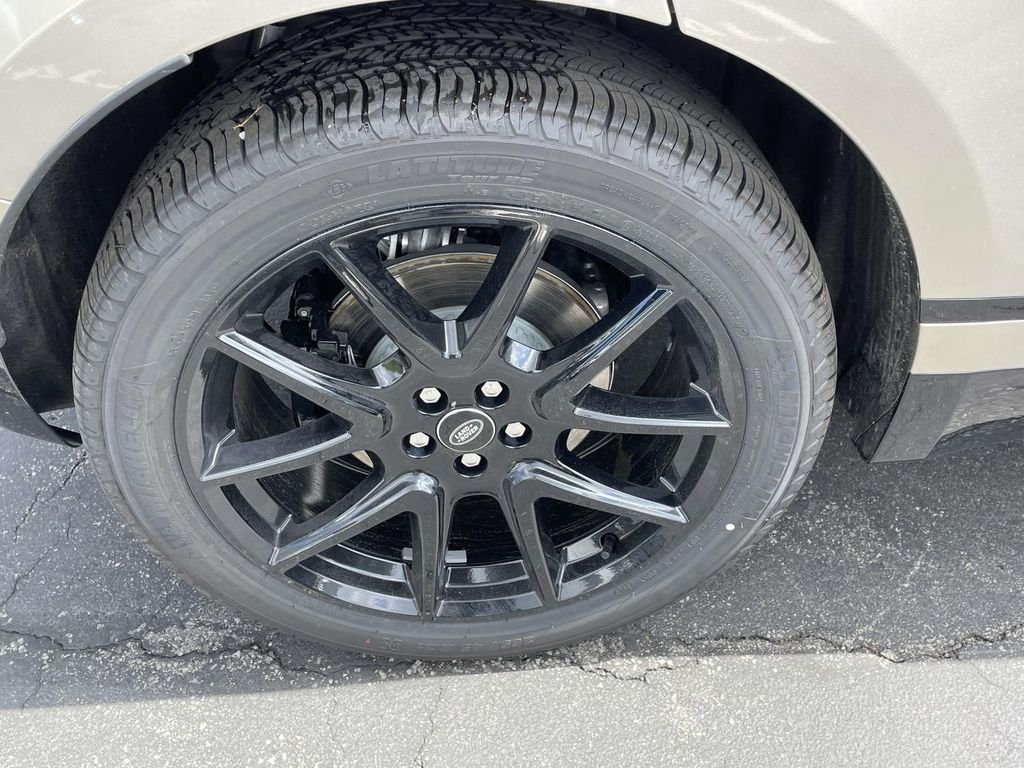 New 2026 Batumi Gold Land Rover Dynamic SE image 10
