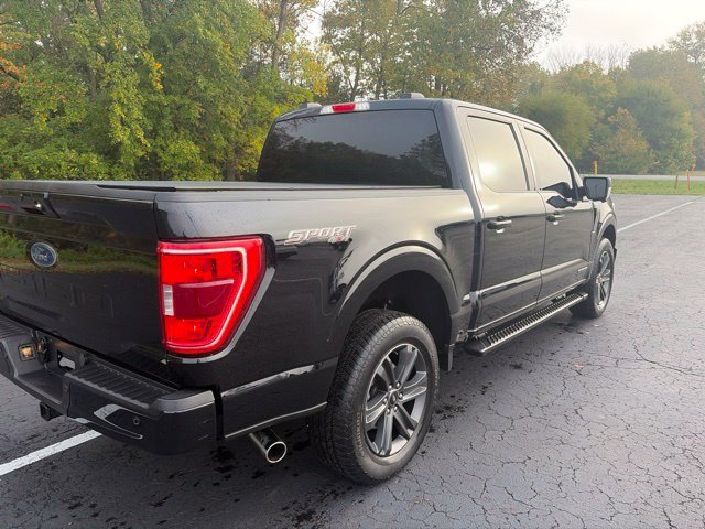Used 2023 Black Metallic Ford XLT image 12
