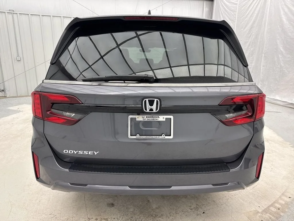 2026 Honda Odyssey EX-L - Photo 7