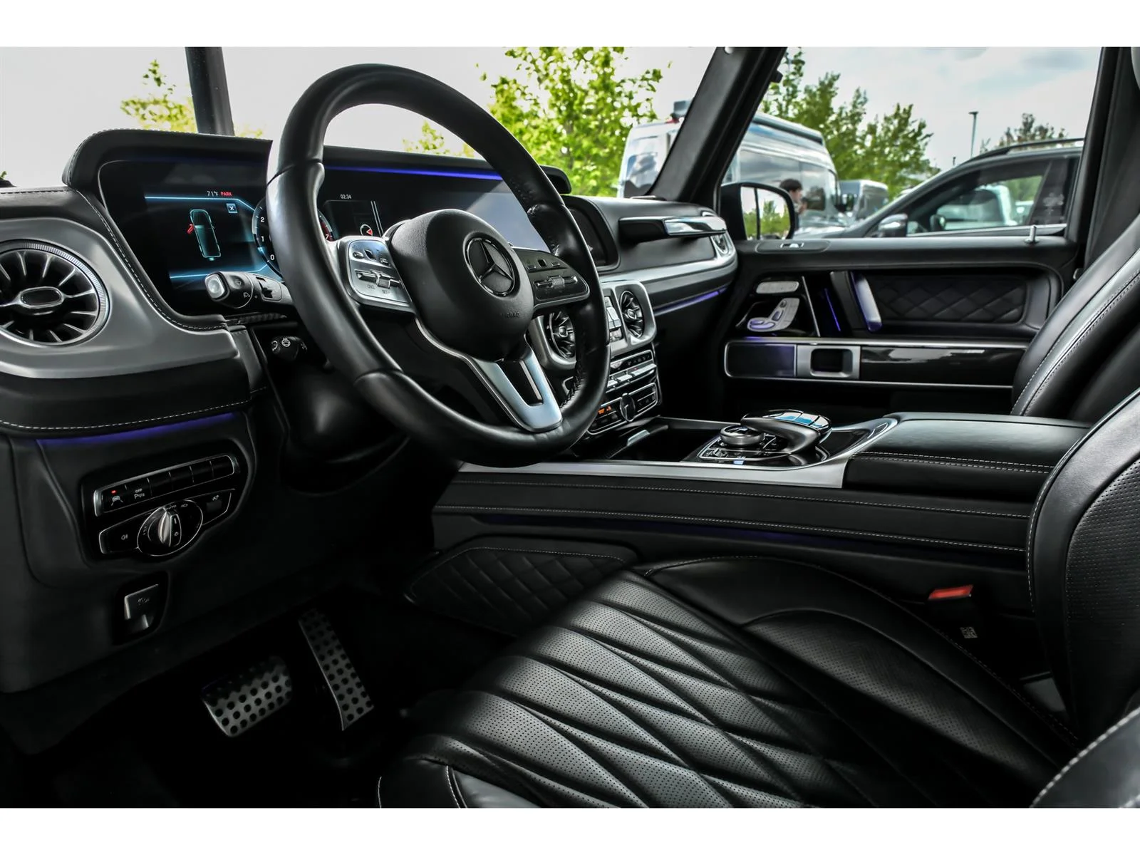 Used 2022 Black Mercedes-Benz G 550 image 10