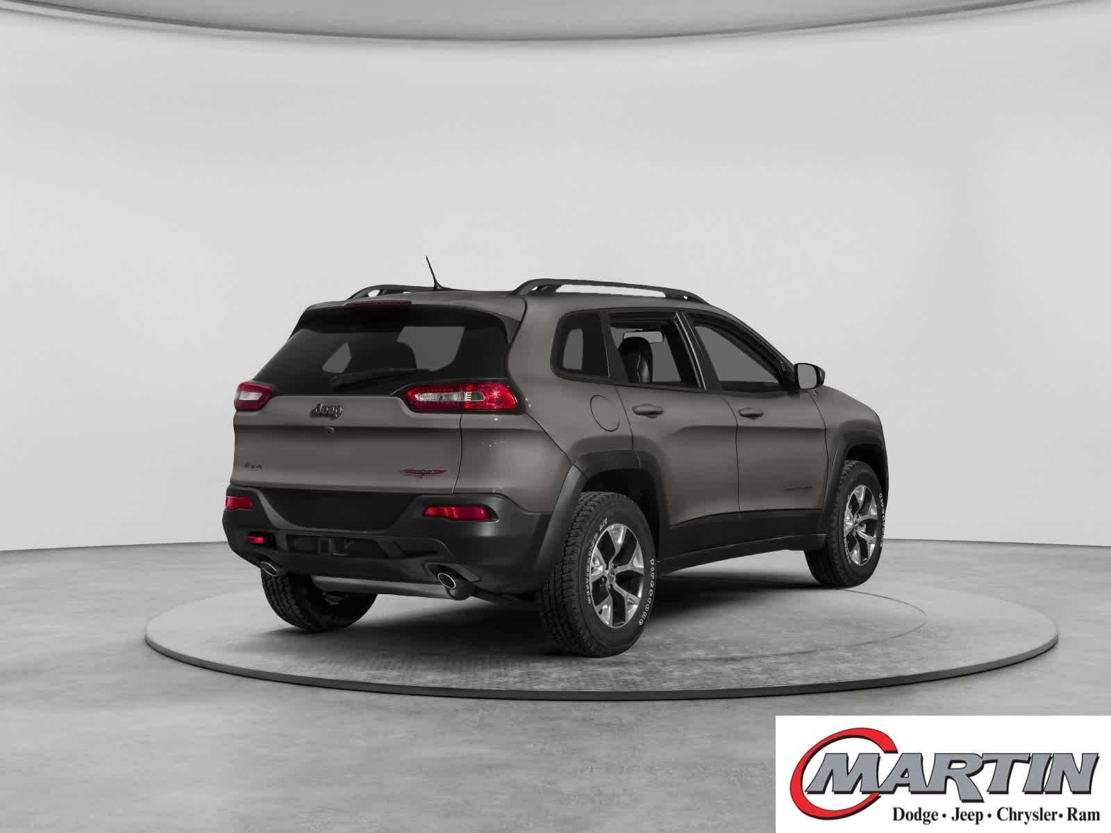 Used 2015 Granite Crystal Metallic Clearcoat Jeep Trailhawk image 2