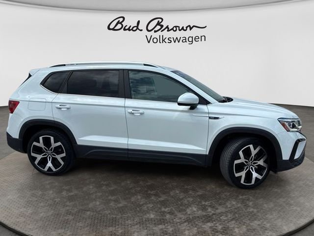 Certified 2023 Volkswagen Taos SEL with VIN 3VV2X7B2XPM333925 for sale in Kansas City
