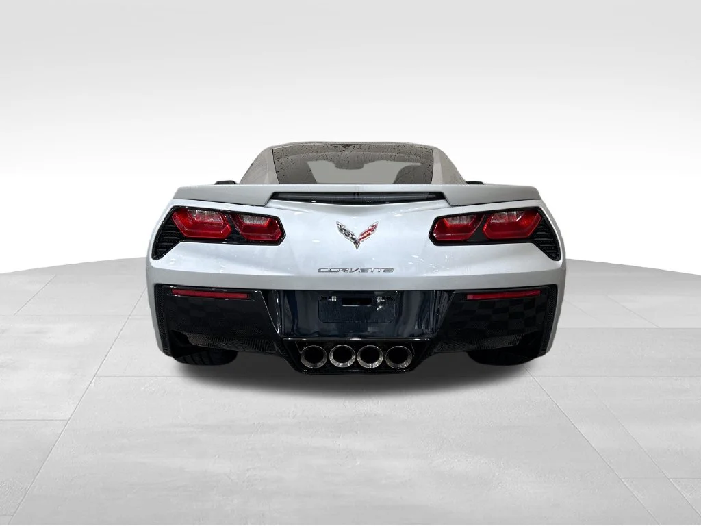 Used 2016 Silver Chevrolet Stingray image 4
