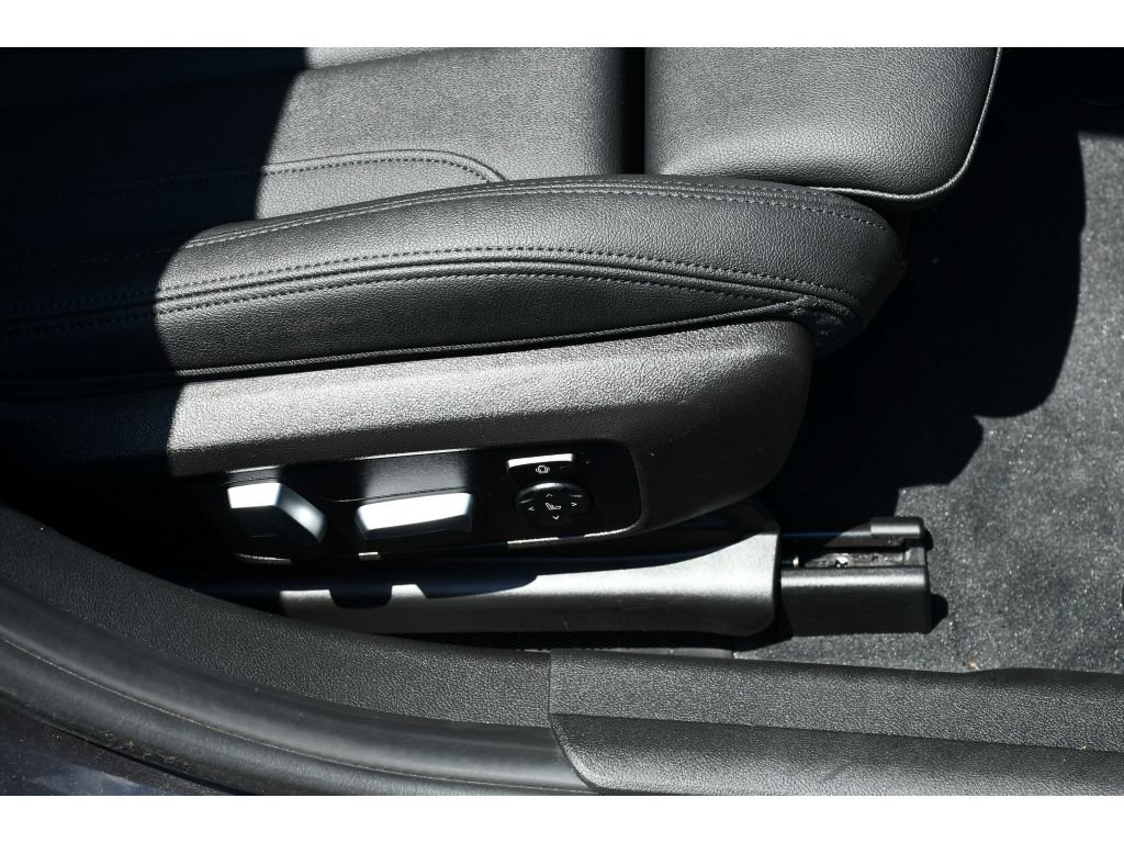Used 2021 Mineral Gray Metallic BMW 330i xDrive image 30