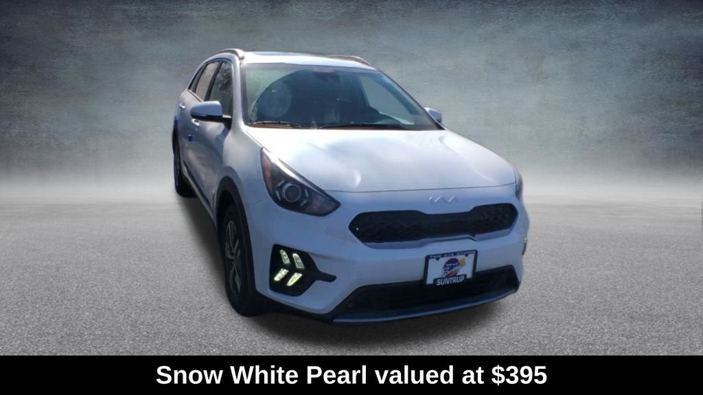 Used 2022 White Kia EX Premium image 2