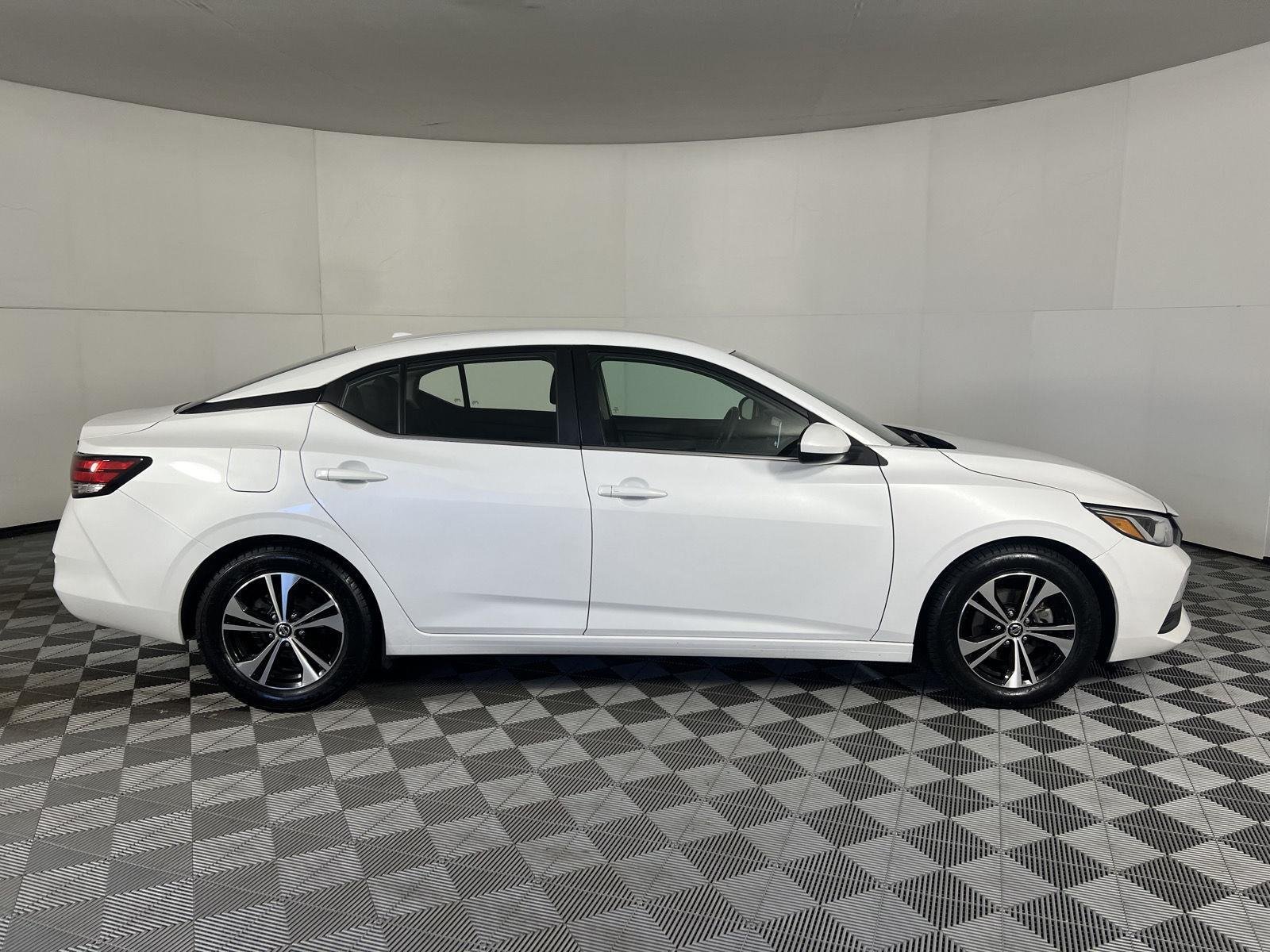 Used 2023 Aspen White Tricoat Nissan SV image 21