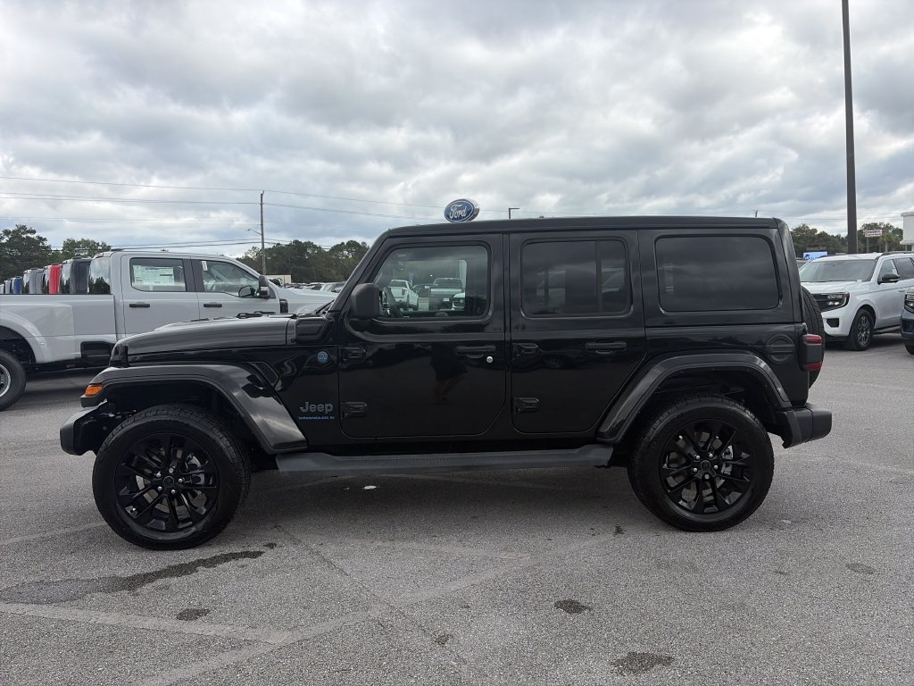 Used 2025 Black Jeep Sahara 4xe image 4
