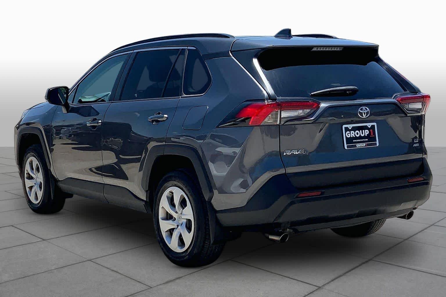 Used 2021 Magnetic Gray Metallic Toyota LE image 12