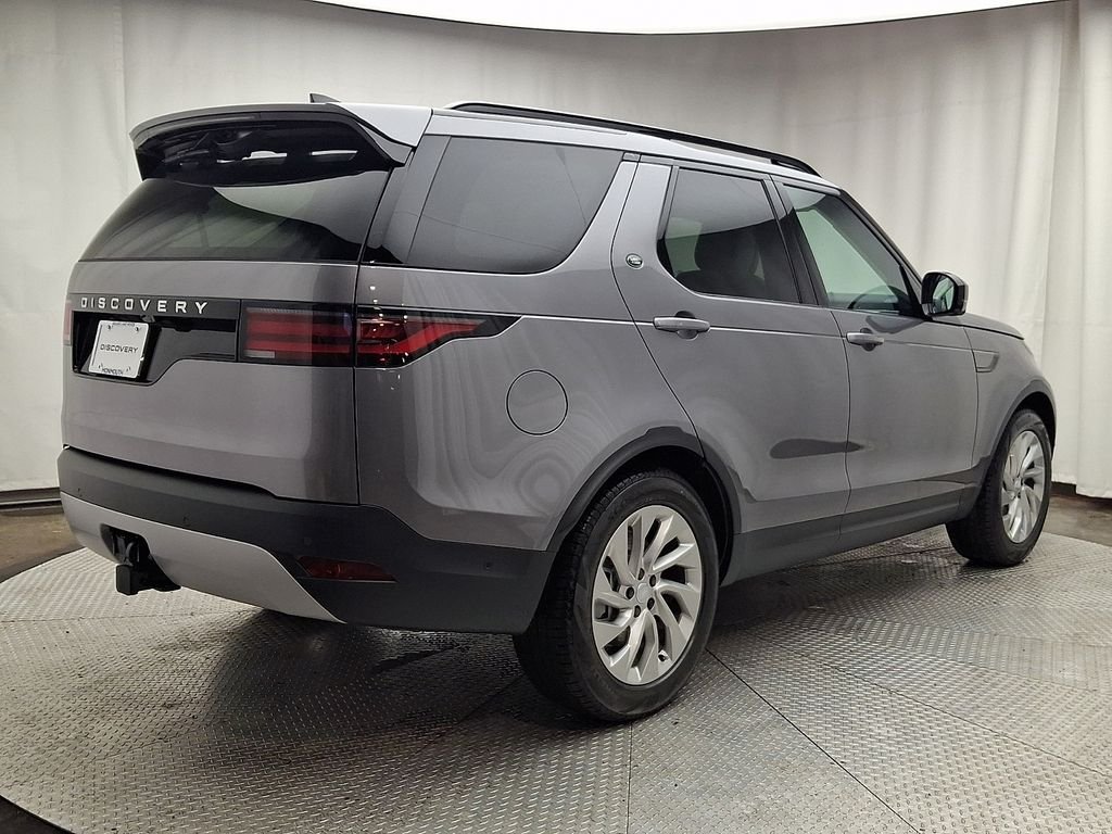 New 2026 Eiger Grey Land Rover S image 3
