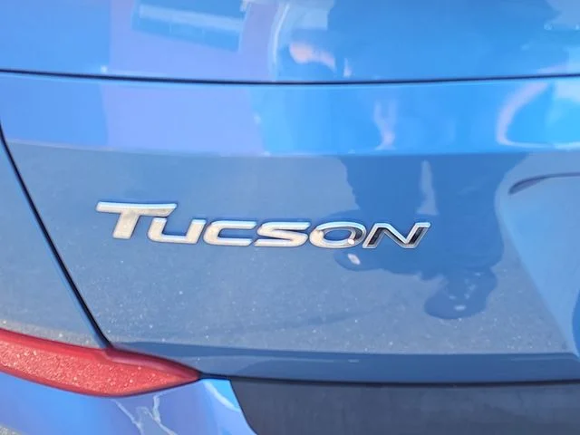 Used 2018 Blue Hyundai Limited image 33