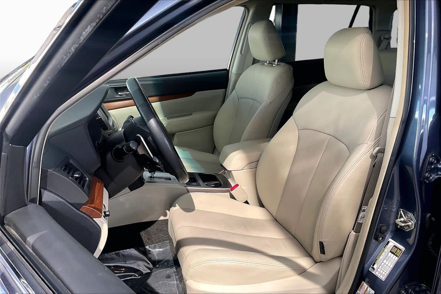 Used 2014 Twilight Blue Metallic Subaru 2.5i Limited image 8