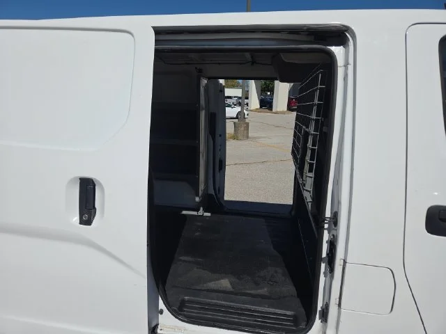 Used 2020 White Nissan SV image 32