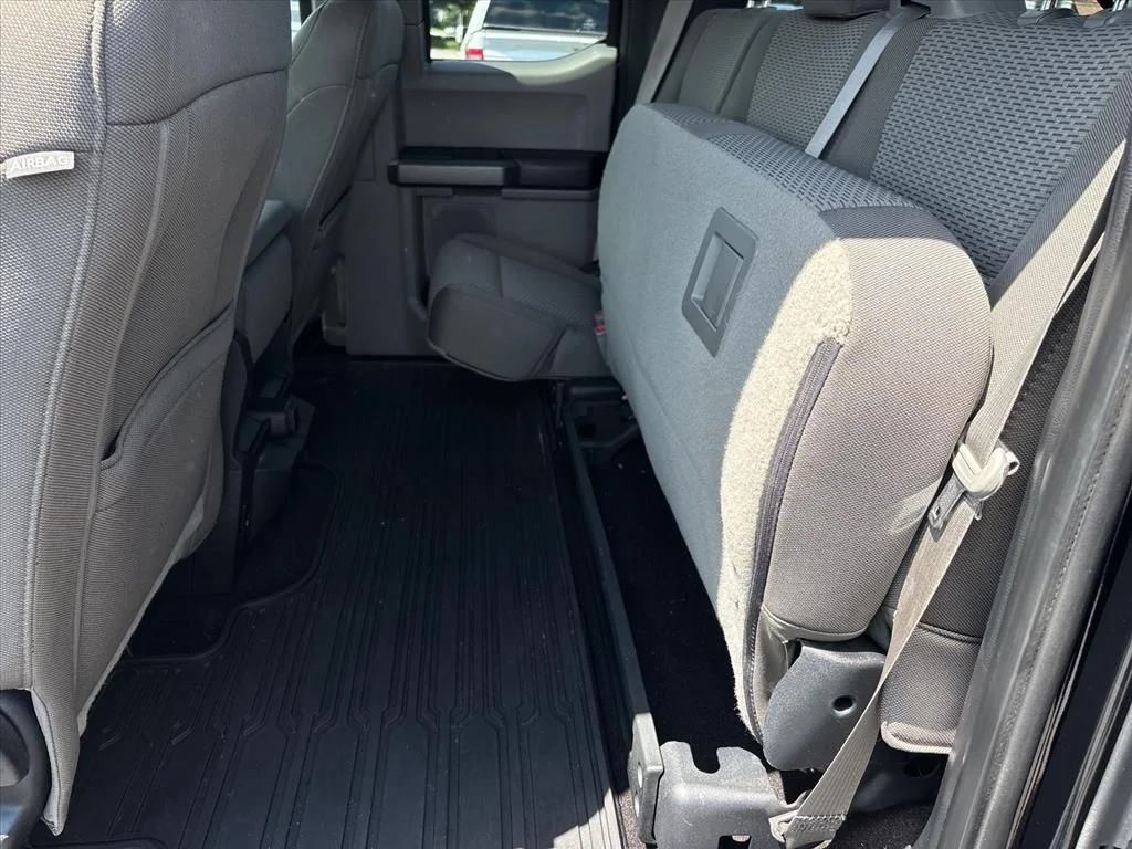 Used 2018 Black Ford XLT image 18