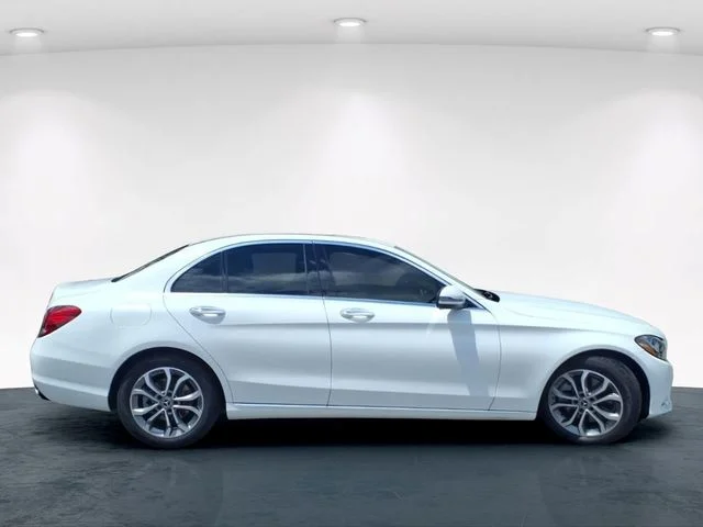 Used 2018  Mercedes-Benz C 300 image 5