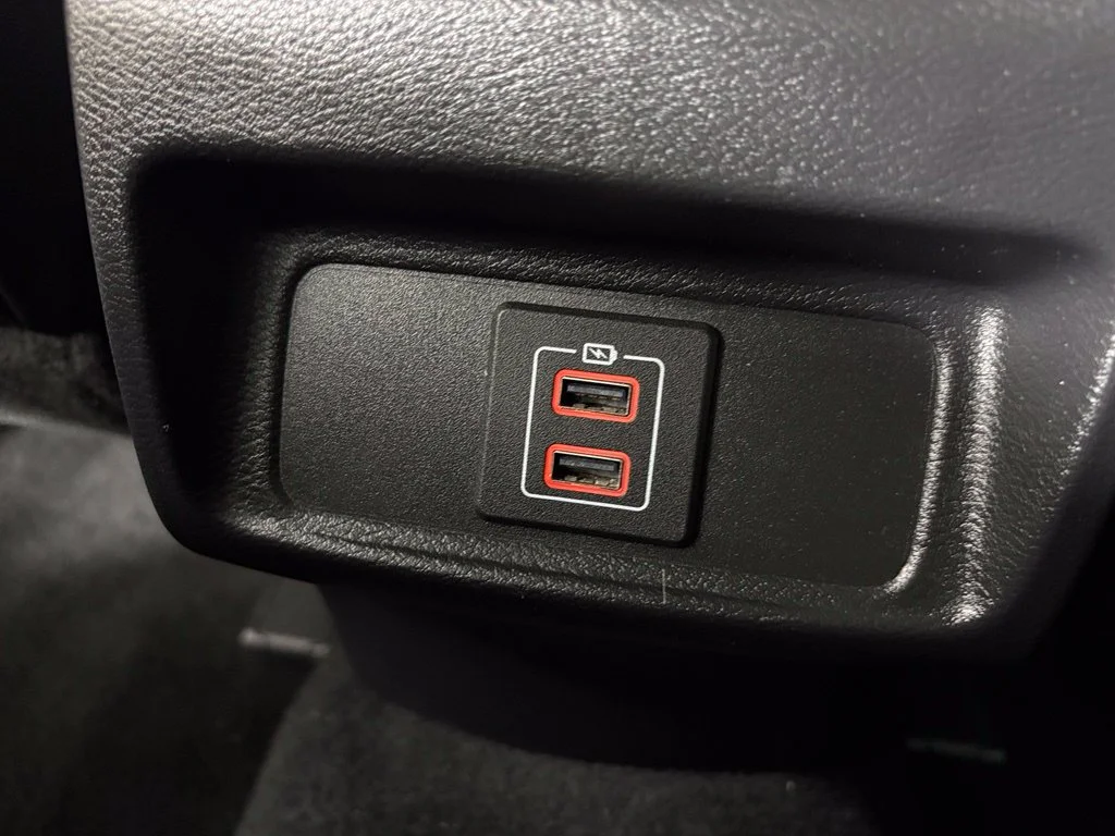 Used 2018 Silver Nissan 3.5 SL image 32