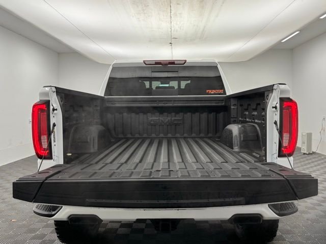 New 2026 Summit White GMC AT4 image 12