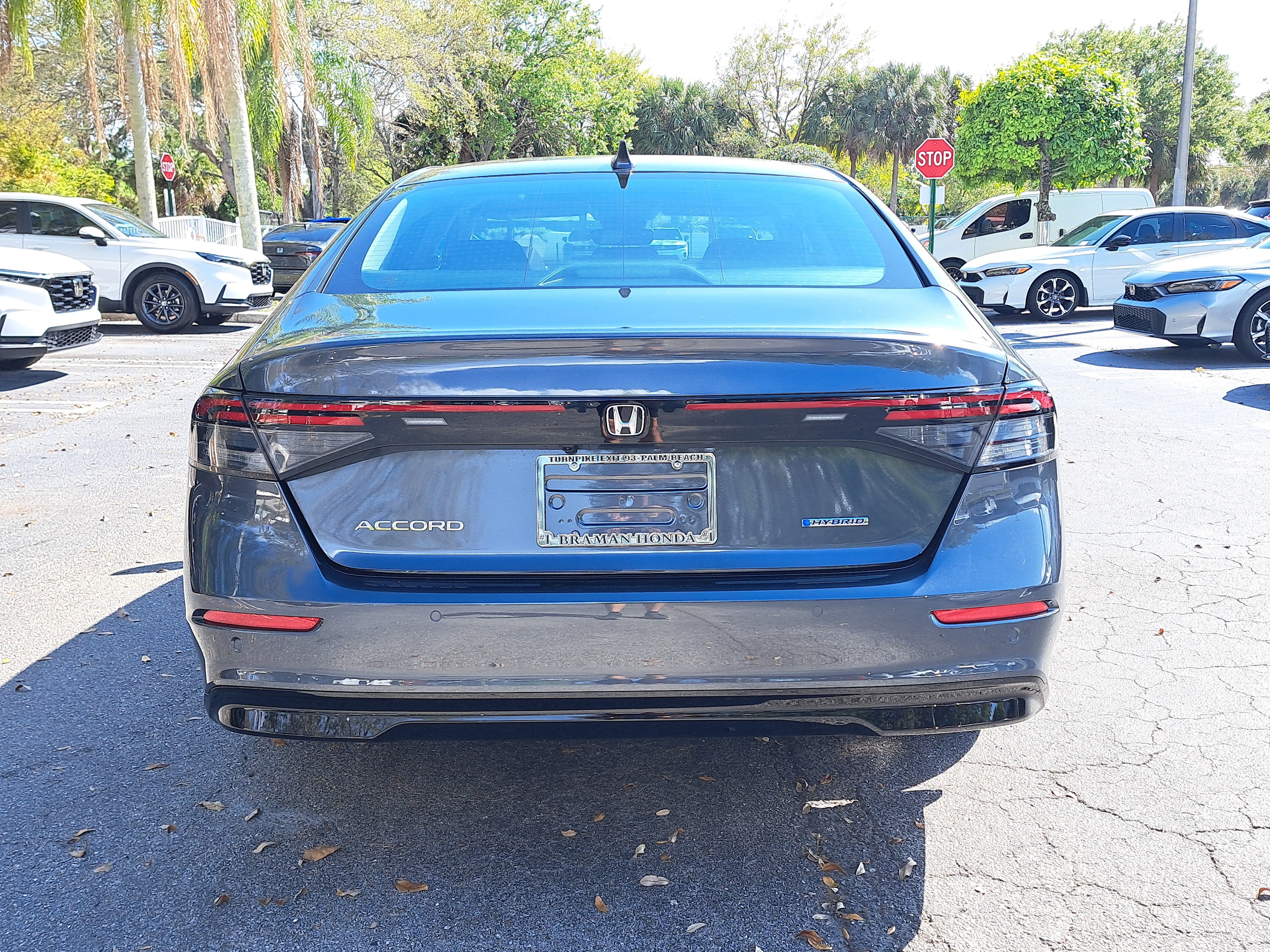 New 2026 Meteorite Gray Metallic Honda EX-L image 5