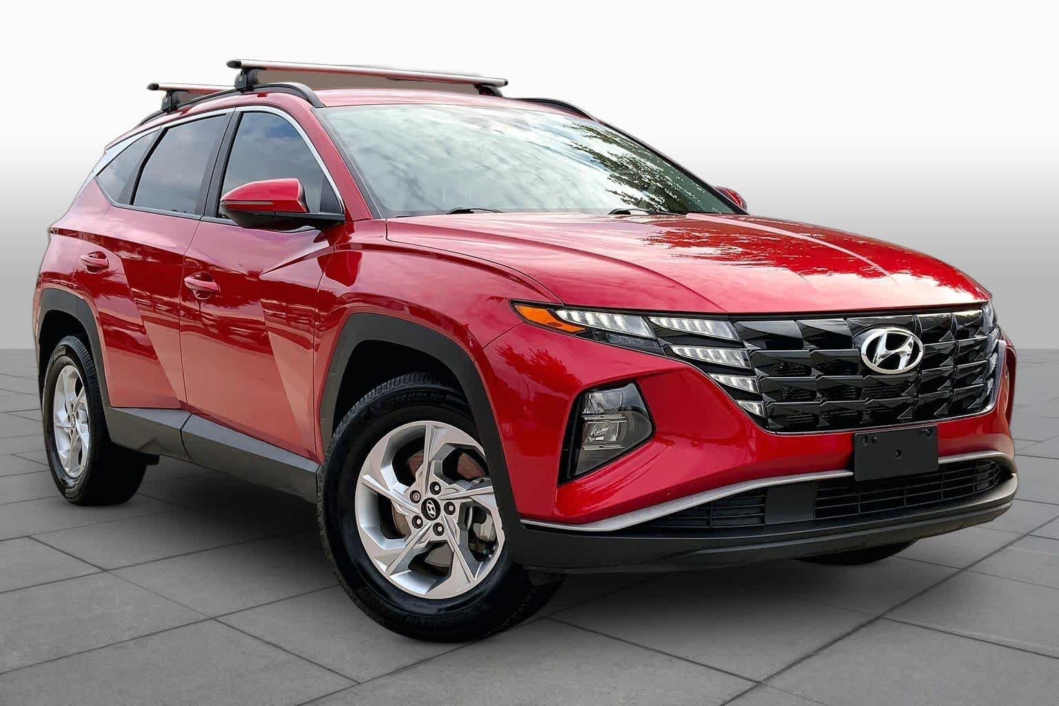Used 2023 Calypso Red Hyundai SEL image 3