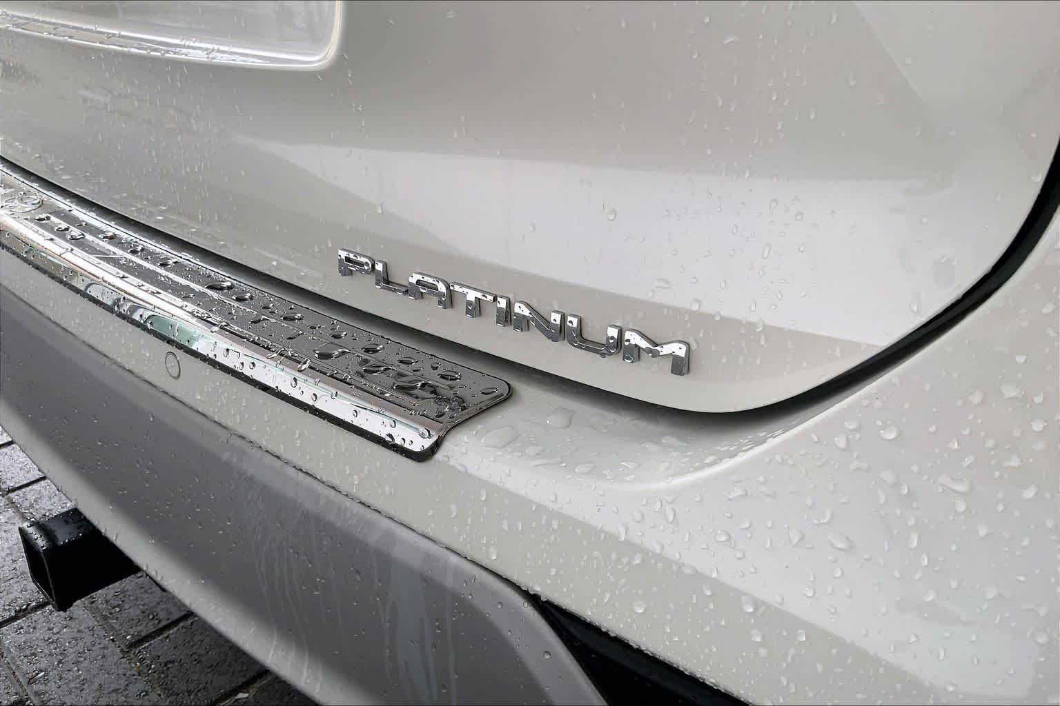 Used 2021 Blizzard Pearl Toyota Platinum image 10