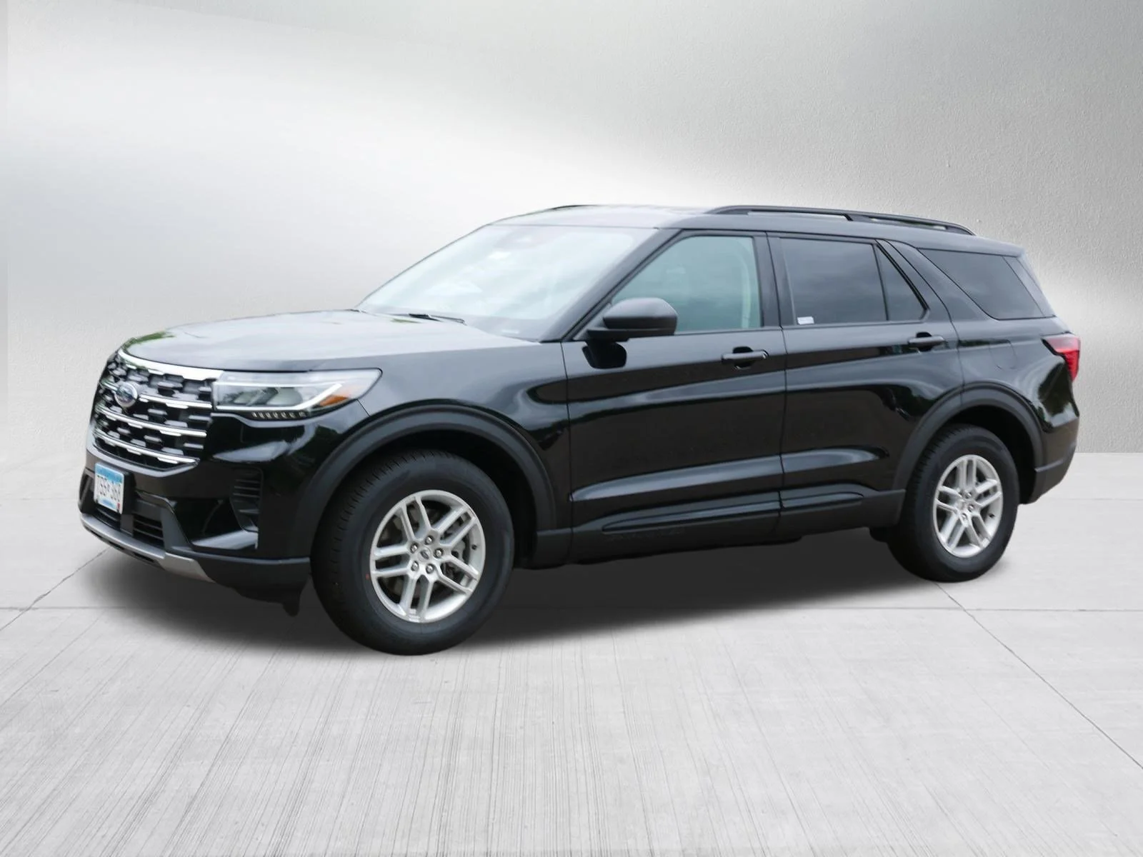New 2026 Agate Black Metallic Ford Active w/200A Pkg image 3