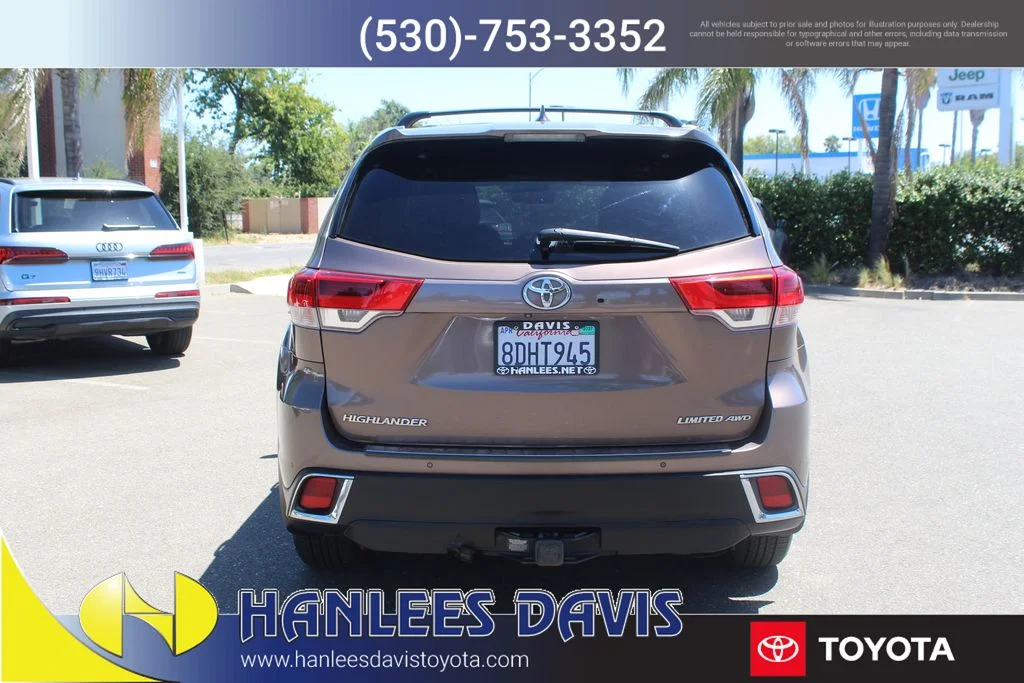 Used 2018 Brown Toyota Limited image 8