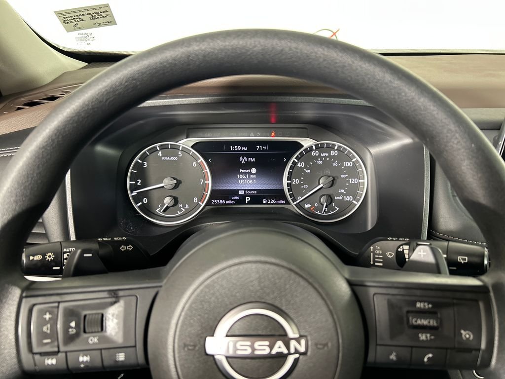 Used 2023 Red Nissan S image 13