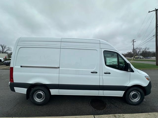 New 2026 Arctic White Mercedes-Benz Cargo 144 WB image 6
