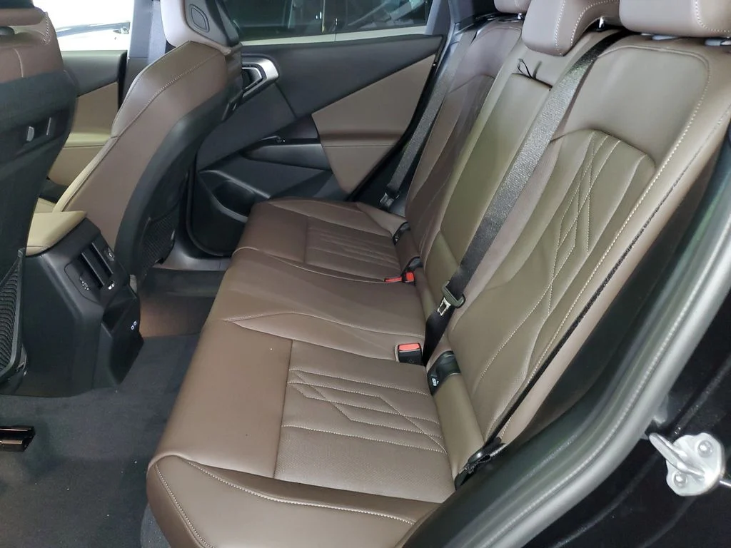2026 BMW X3 30 - Photo 11