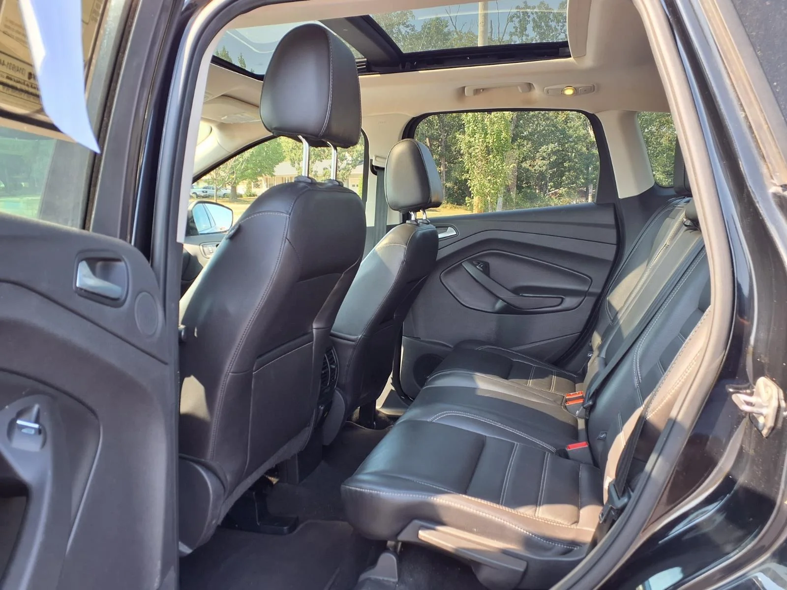Used 2017 Shadow Black Ford Titanium image 23