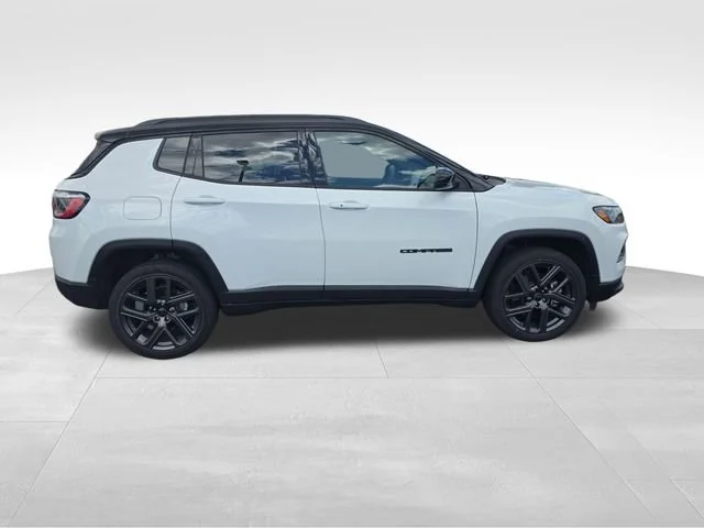 Used 2026 White Jeep Limited Altitude image 6