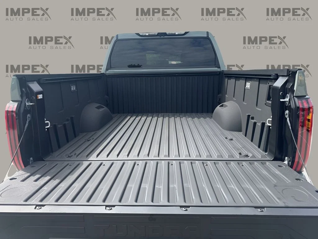 Used 2025  Toyota Limited image 26