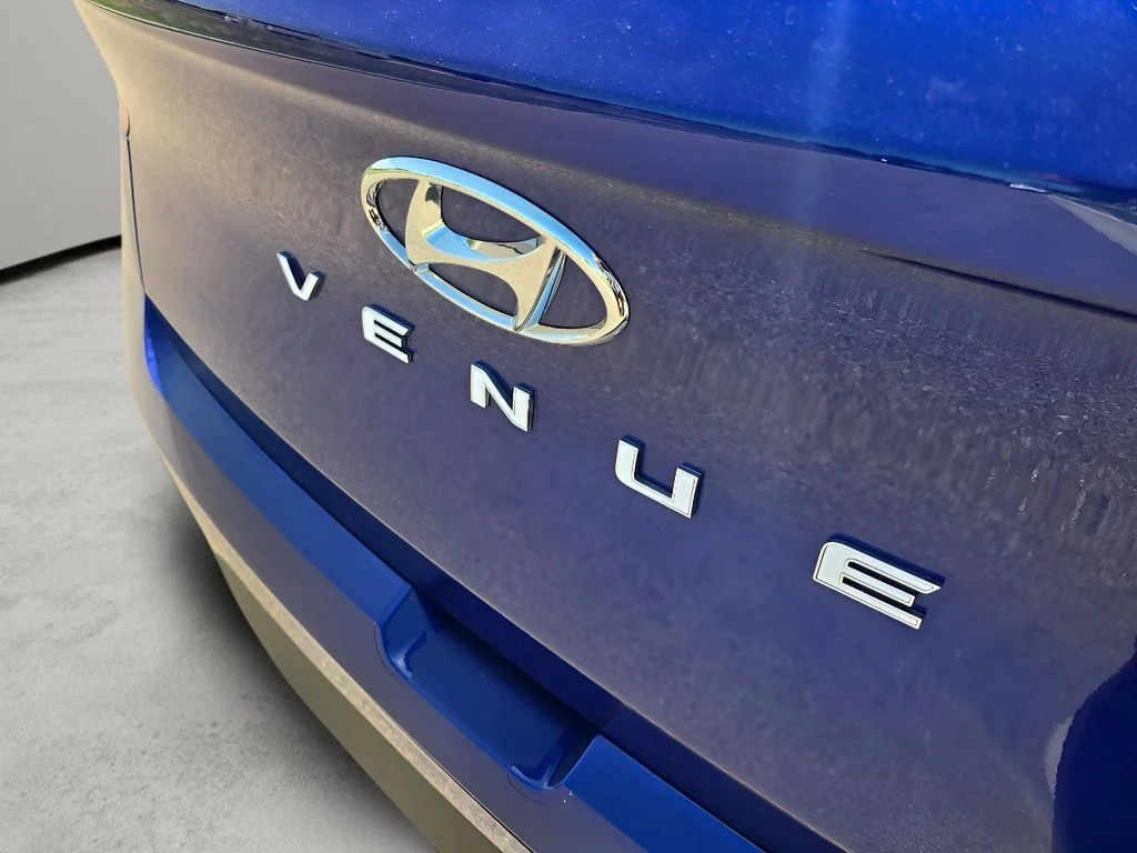 Used 2025 Intense Blue Hyundai Limited image 30