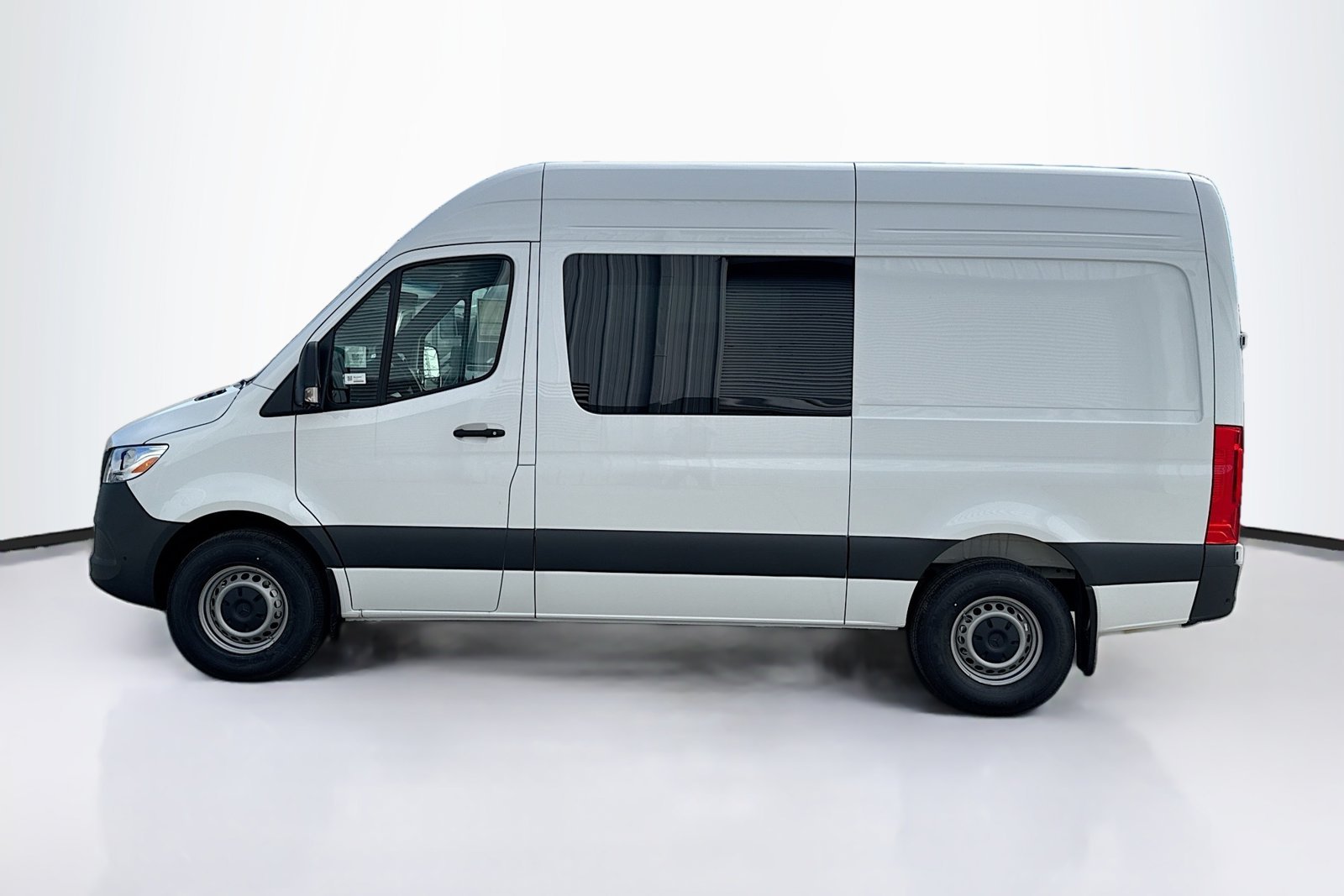 New 2026 Arctic White Mercedes-Benz  image 7
